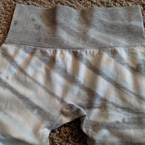 NEW! Wildfox tye dye leggings - Picture 7 of 7